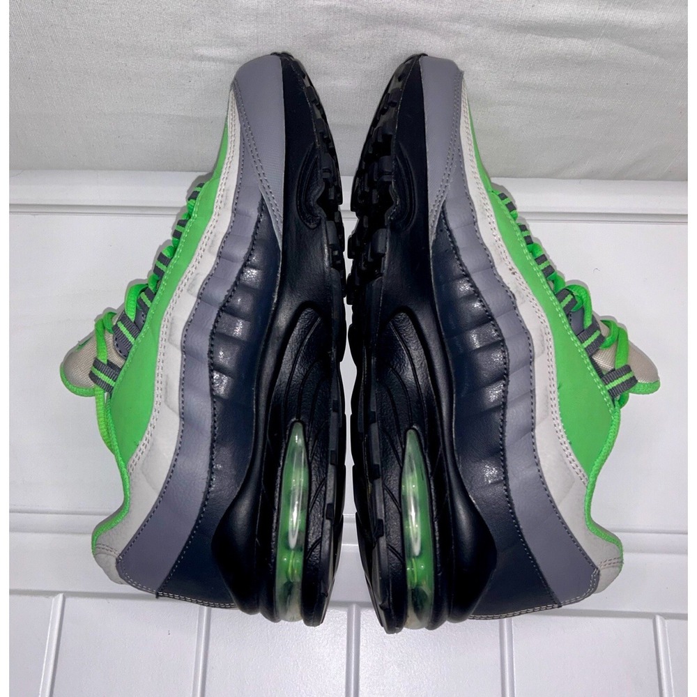 Nike Air Max 95 | Youth Size 7Y | Black Gray Green | 307565-046 | Authentic - Picture 6 of 10
